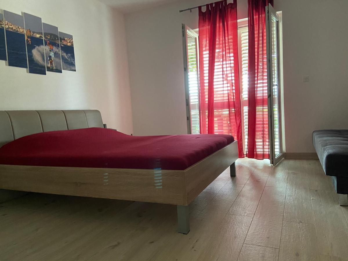 Apartmani Ortolio Viganj Extérieur photo